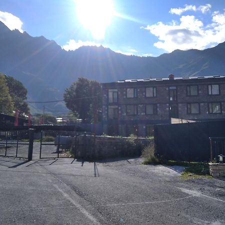 فندق Kazbegi المظهر الخارجي الصورة